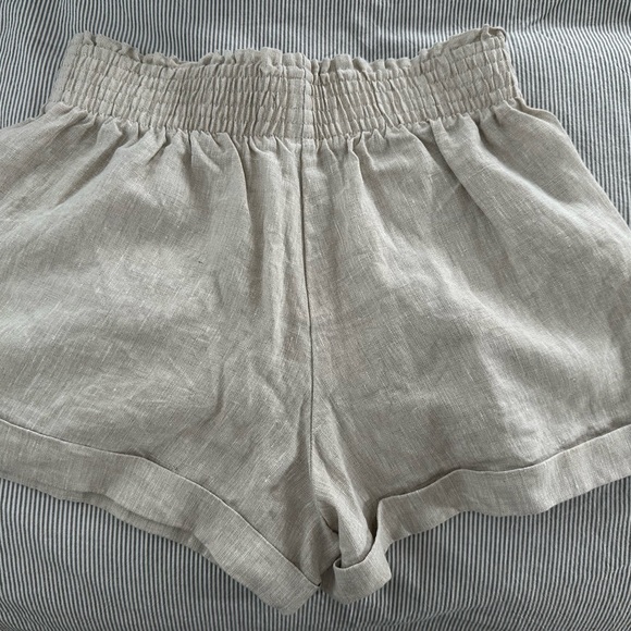 Reformation Nashville Linen Short Oatmeal Size small - Picture 2 of 4